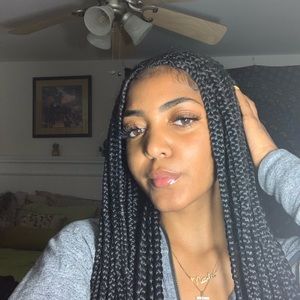 Meet your Posher, Natalie